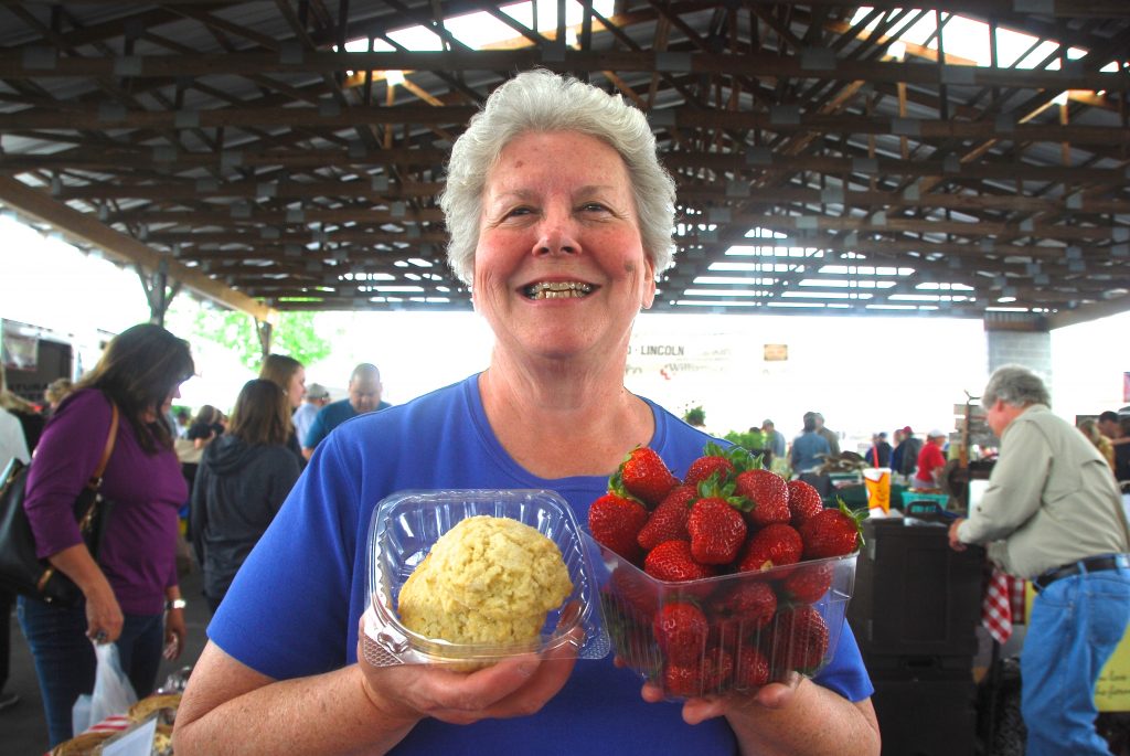 A Berry Big Event! Franklin Strawberry Festival Franklin Farmers Market